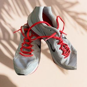 Men’s Nike size 11 runners